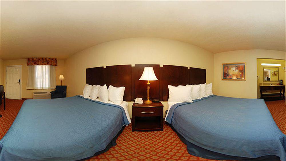 Quality Inn & Suites Abilene Exterior photo